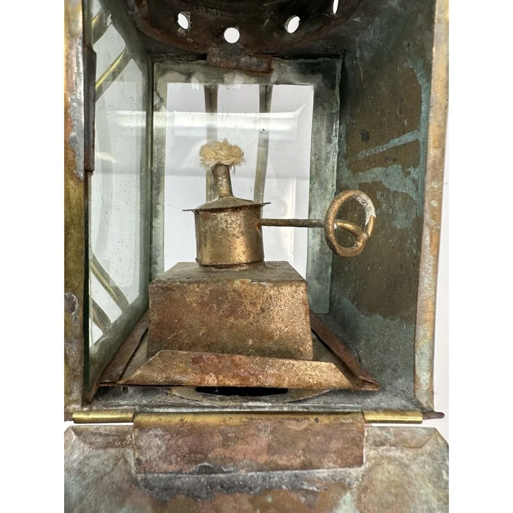 Antique Brass Beveled Glass Buggy Carriage Oil Lamp Lantern Coach Light